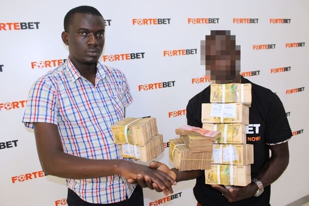 Man Stole His GF’s 10K To Play Bet, Won 100M & Gave Her 10k Back, She is Furious Wants 40M  %Post Title