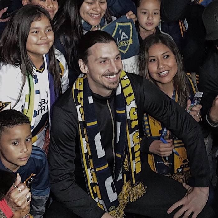 Galaxy supporters serenade Zlatan Ibrahimovic upon arrival at Los Angeles  %Post Title