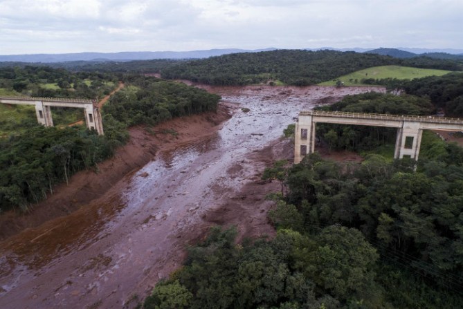 Death toll in failed Brazil dam jumps to 121 - Photo/Image