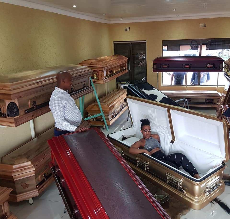 Pantless dancer buys her coffin ahead of her death (photos) - Photo/Image