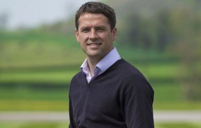 Michael Owen questions Mane's decision to leave Liverpool for Bayern Munich  %Post Title