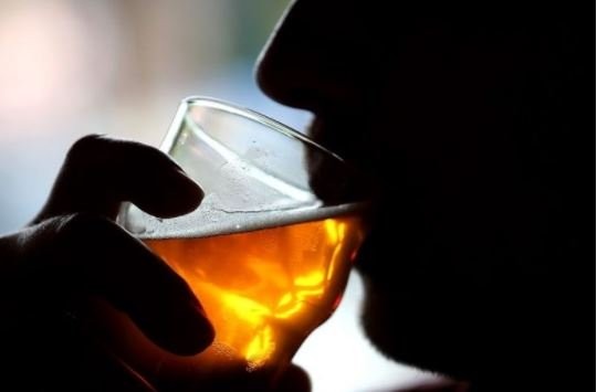 Daily alcohol consumption can increase your chances of living until 90 - Study claims  %Post Title