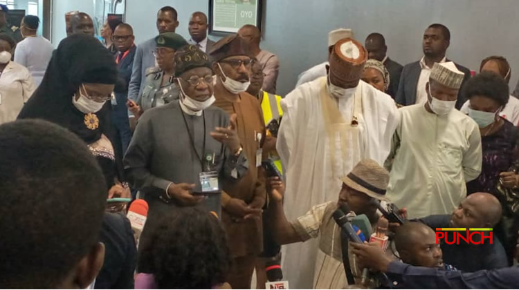 Coronavirus: Ministers visit Abuja airport to monitor travellers’ screening (Photos)  %Post Title