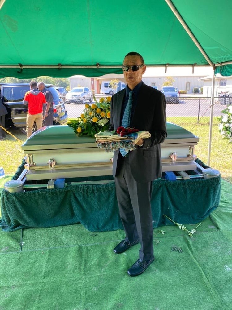 Senator Ben Murray-Bruce’s wife, Evelyn Murray-Bruce, laid to rest (Photos)  %Post Title