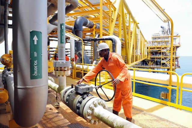 Oil crash may warrant production halt, says NNPC  %Post Title
