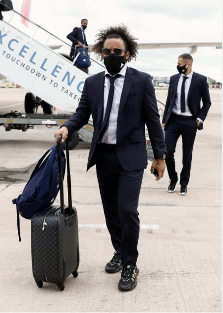 Real Madrid players land in Manchester for crunch match  %Post Title