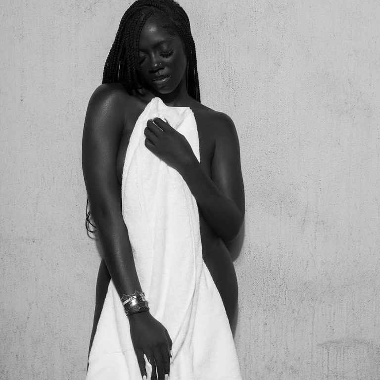 Tiwa Savages Nude Pictures Stir Reactions Among Nigerians Photos 
