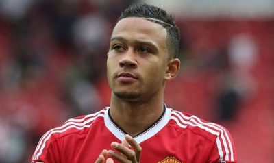 FC Barcelona present new signing Depay, as uncertainty still surrounds Messi  %Post Title