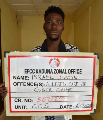EFCC Arrests Son, Mother, Others For Internet Fraud (Pictures)  %Post Title