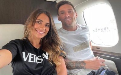 BREAKING: PSG-bound Messi, wife fly out of Barcelona  %Post Title