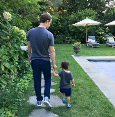 Mark Zuckerberg’s Properties, Cars, $400 Grey Shirts (Pictures)  %Post Title