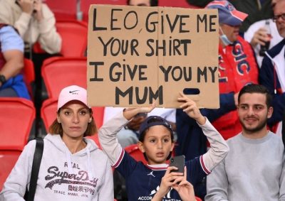 "Give Me Your Shirt, I Give You My Mum" - Boy Begs Messi (Photo)  %Post Title