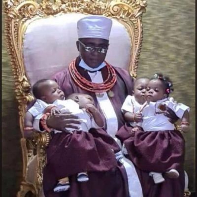 PHOTOS: Oba Of Benin, Wife With Quadruplets  %Post Title