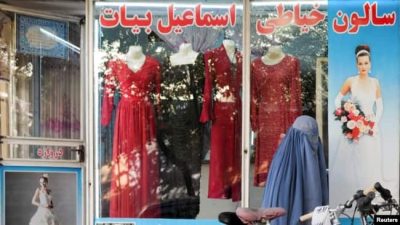 Afghan Shops Remove Heads of Mannequins in Line With Taliban Order  %Post Title