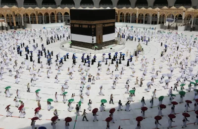 No Plan To Suspend Umrah Despite New COVID-19 Wave – S/Arabia  %Post Title