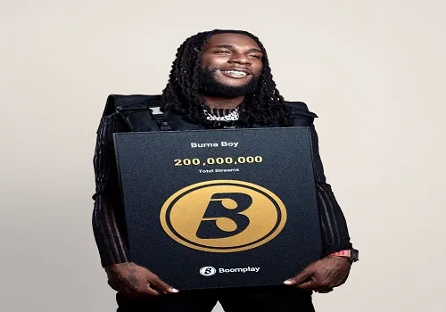 Burna Boy Breaks Another Record, Hits 200 Million Streams On Boomplay  %Post Title