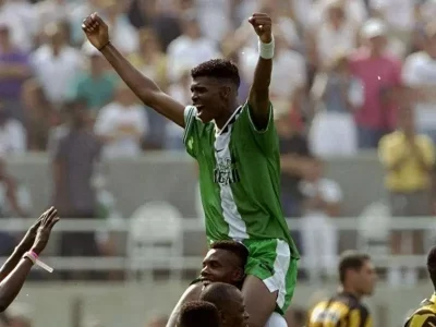 New Kanu Nwankwo Who Can Take Super Eagles To World Cup  - Photo/Image